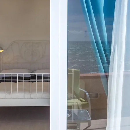 Poseidon- Am Mit Panoramaterrasse By Interhome *
